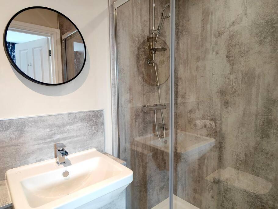 Carvetii - Anne House Room 2 - Dbl Bed First Floor En-Suite Carlisle  Ngoại thất bức ảnh